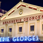  Pour ses 190 ans, la Brasserie Georges à Lyon met en vente de la vaisselle logotée… en quantité…