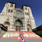 Jazz à Vienne : le visuel qui va habiller cet été la cathédrale  Saint-Maurice dévoilé, c’est la proposition n°1
