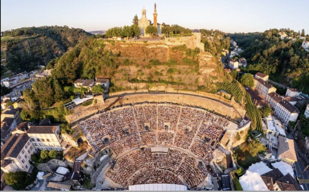 La région lance le « Grand Tour » : un itinéraire touristique de 3 000 km sous forme de « road trip » sur les routes d&rsquo;Auvergne-Rhône-Alpes