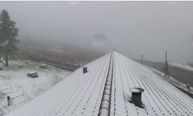 Avec la forte chute des températures, la neige est tombée cette nuit sur le Pilat, mais les « Saints de glace » arrivent…