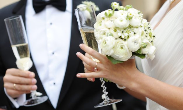 Au plus haut avec 30 000 en 2025, en Auvergne-Rhône-Alpes : le retour du mariage