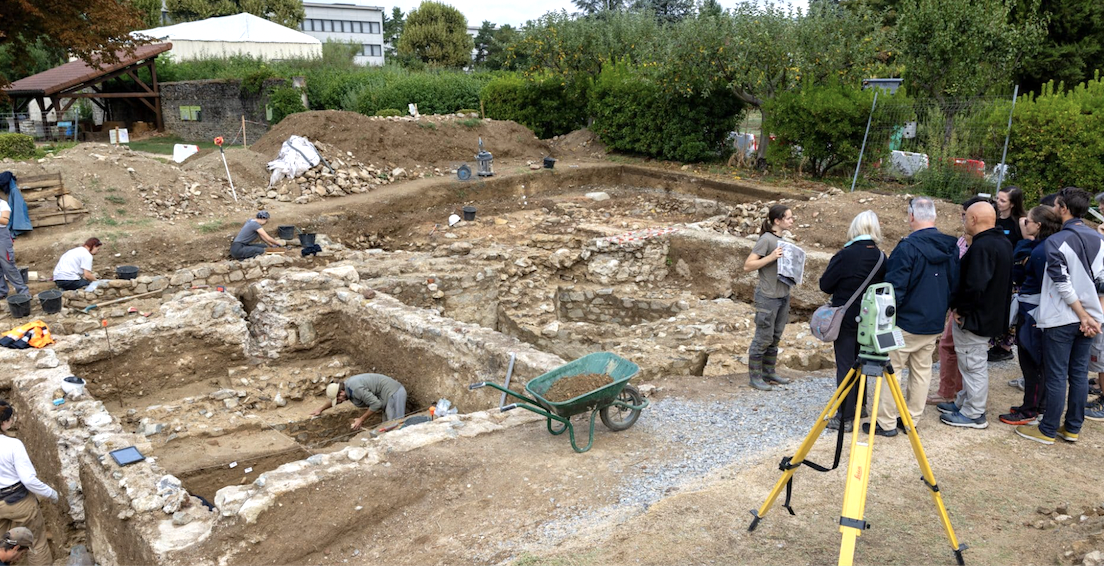 La reprise des fouilles du mausolée mystère découvert sur le site du musée de St-Romain-en-Gal en fil rouge de la saison estivale