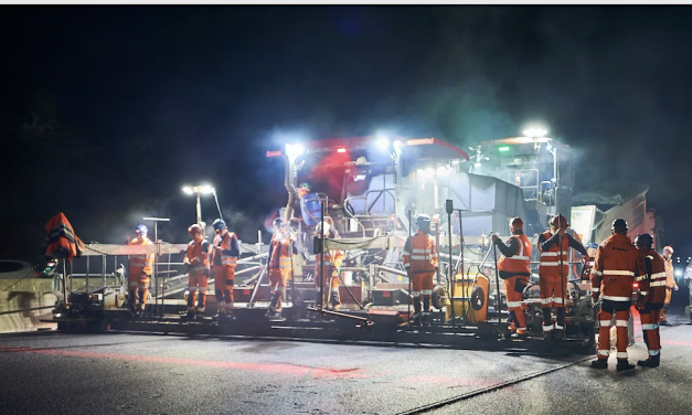 36 000 tonnes d’enrobés coulés sur les chaussées sur 12 km : la rénovation de l’A7 entre Ternay et Vienne est terminée…