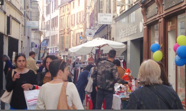 Elle avait drainé 17 000 personnes en 2025 : la braderie « 2J+1 » organisée  par Vienne Atout Commerce aura lieu du 5 au 7 juin