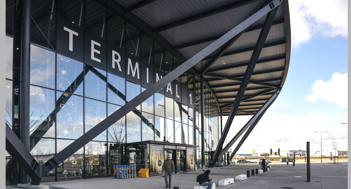 Lyon, 2ème métropole française, mais Saint-Exupéry  5ème aéroport français désormais devancé par Marseille