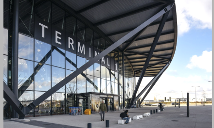 Lyon, 2ème métropole française, mais Saint-Exupéry  5ème aéroport français désormais devancé par Marseille