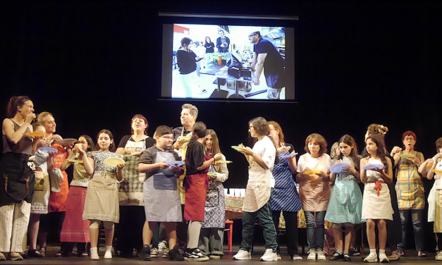 Théâtre : quand la Vallée de Gère se met à table…sur scène