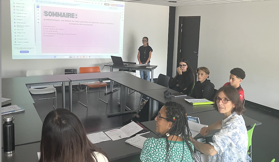 Plus de 350 lycéens et collégiens attirés l’année dernière, au moins autant cette année : l’opération « Bosse des exams » à Vienne appréciée