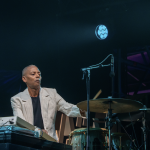 Jazz à Vienne-L’affiche de Jazz alternatif avec Jeff Mills, Sun Ra et VERB draine 2 500 festivaliers au théâtre antique