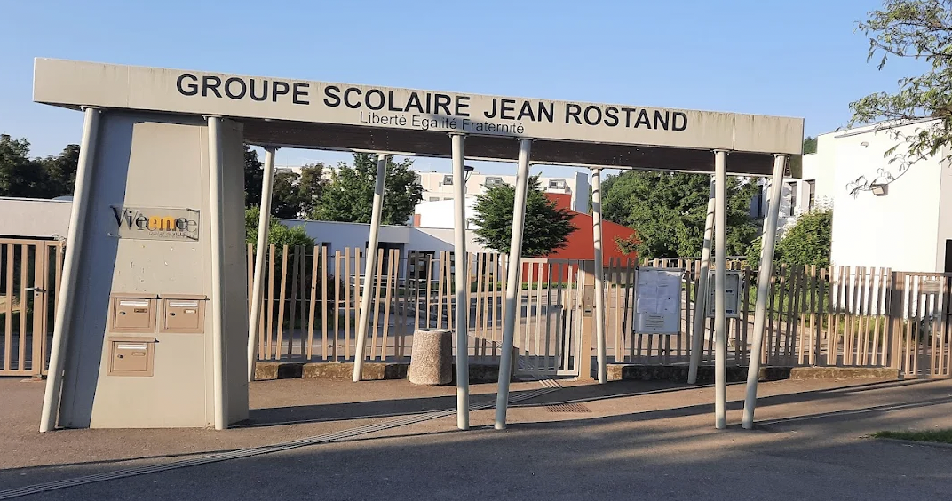 Au conseil municipal : où il est question d’un plan d’urgence pour adapter les écoles de Vienne aux canicules…