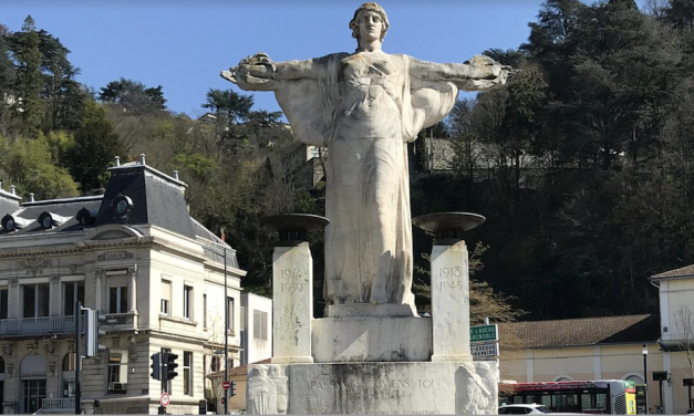 Les travaux de restauration du monument aux morts de Vienne, place Pierre Semard débutent le 20 juillet pour 16 semaines