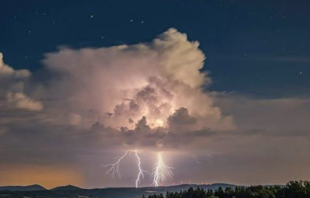 Météo-France place l’Isère en vigilance orange aux orages avec de gros cumuls de pluie et de grêle possibles