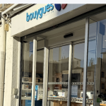 Deux hommes cagoulés braquent un magasin de téléphonie dans le centre de Vienne et repartent avec des IPhone