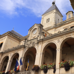 Viennoiseries : inauguration de la place new-look, une exposition sur l’histoire de l’hôtel-de-ville de Vienne ; Lucioles fête ses 50 ans ; Bientôt une Féria cours Brillier