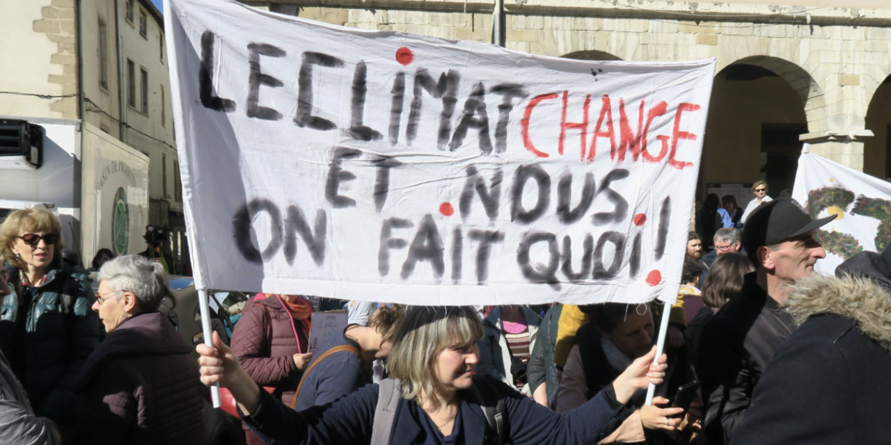 Départ de l’hôtel-de-ville : une Marche pour le Climat organisée samedi  26 septembre à Vienne