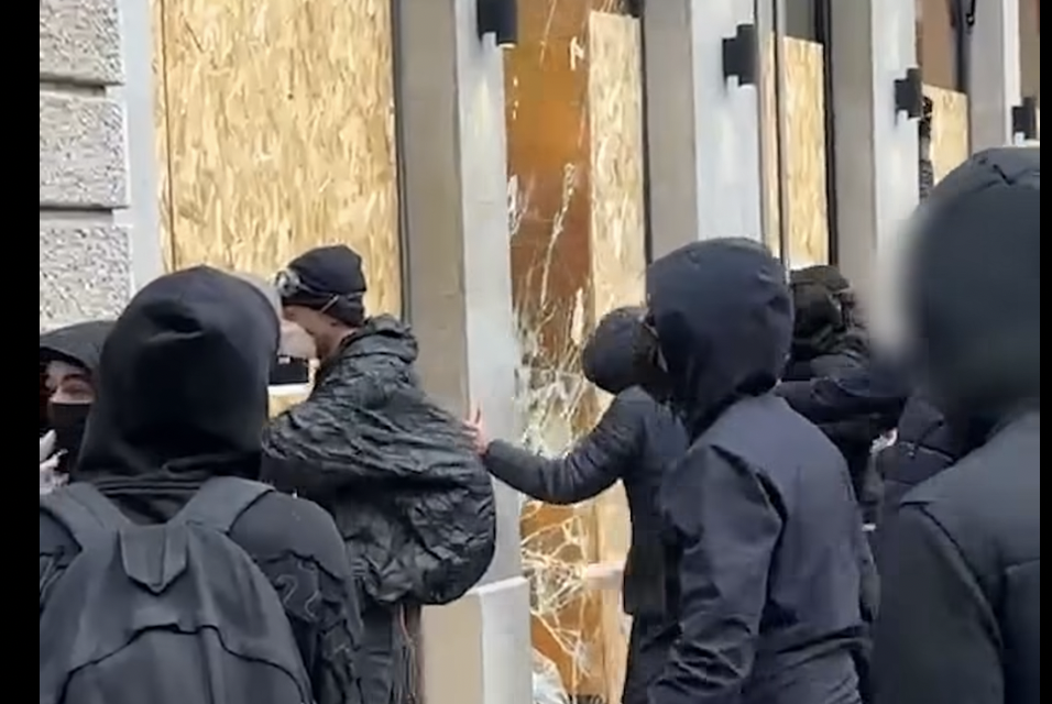 Commerçants victimes d’actes de vandalisme le 17 octobre en Presqu’île de Lyon  : 1ères mesures annoncées par la Préfecture pour leur venir en aide
