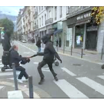 Un journaliste de Place Gre&rsquo;net agressé pour avoir filmé des casseurs à Grenoble : la rédaction dénonce une atteinte à la liberté d&rsquo;informer